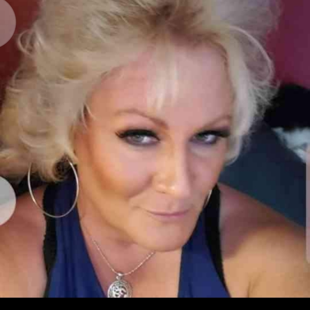 Meet your Posher, Vicki